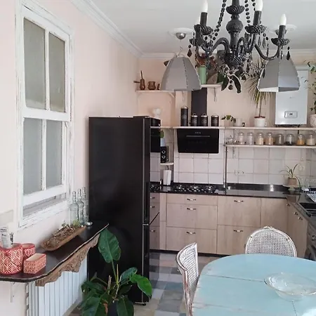 Piso Iwvaxi, Gallery House. Ourense. Apartment