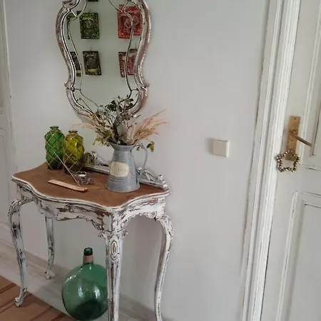 Piso Iwvaxi, Gallery House. Ourense. Ourense