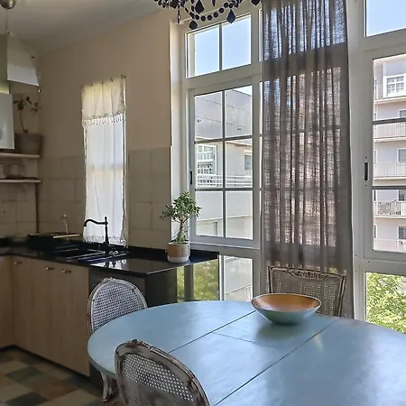 Piso Iwvaxi, Gallery House. Ourense. Apartamento